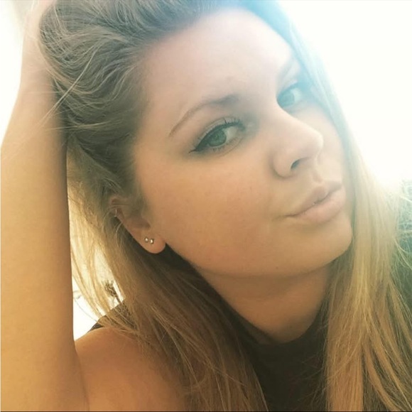 blondiescloset_